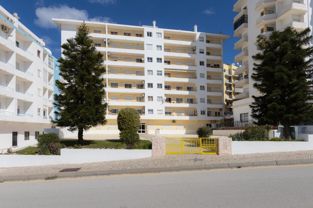 Max Crib - Seafront 2 Bedroom Apart With Ac And Private Parking In Armacao De Pera Exterior photo